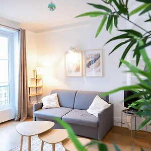 Haussmann Prestige , Paris Fransa